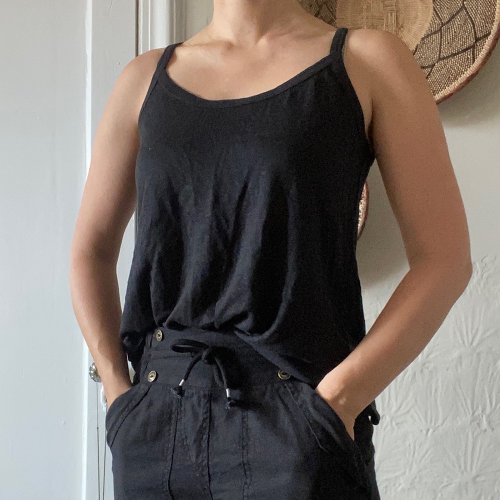 BNWT black linen tank top